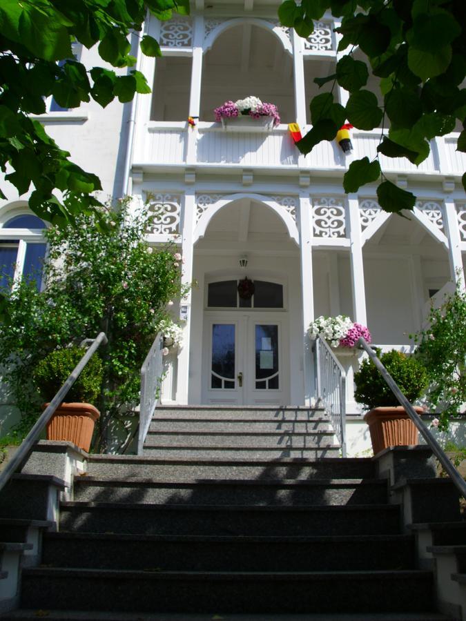 Apartments Haus Eintracht Sellin Esterno foto